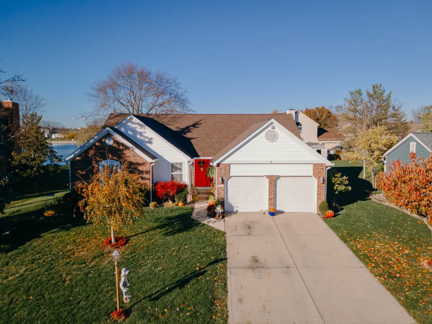 Class 4 impact-resistant shingles in Maple Knoll, Hamilton County
